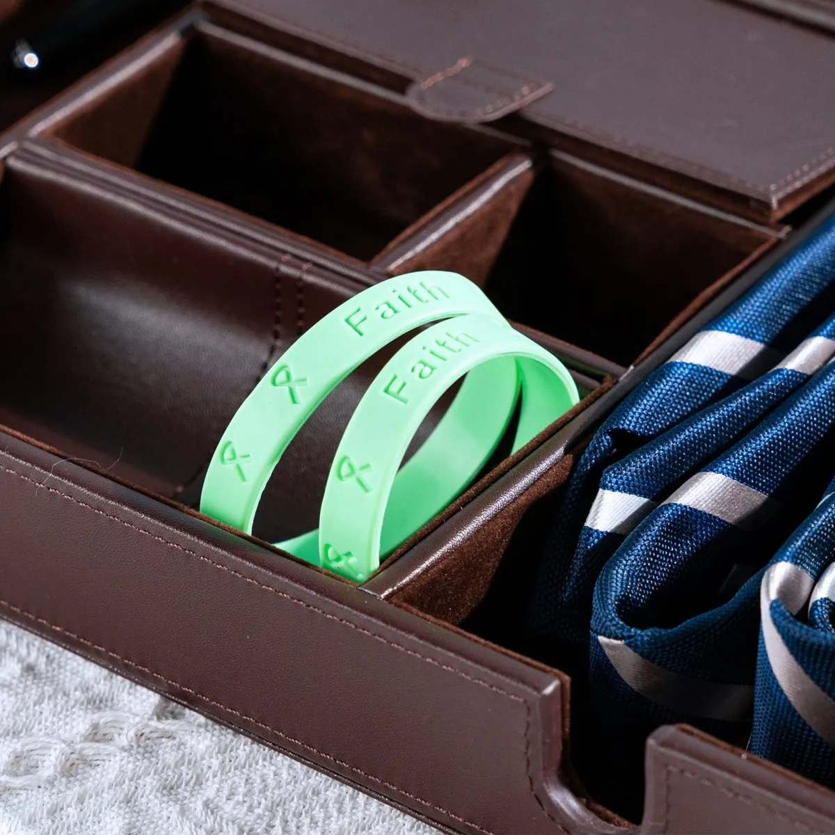 Adult Light Green Silicone Bracelet Wristbands