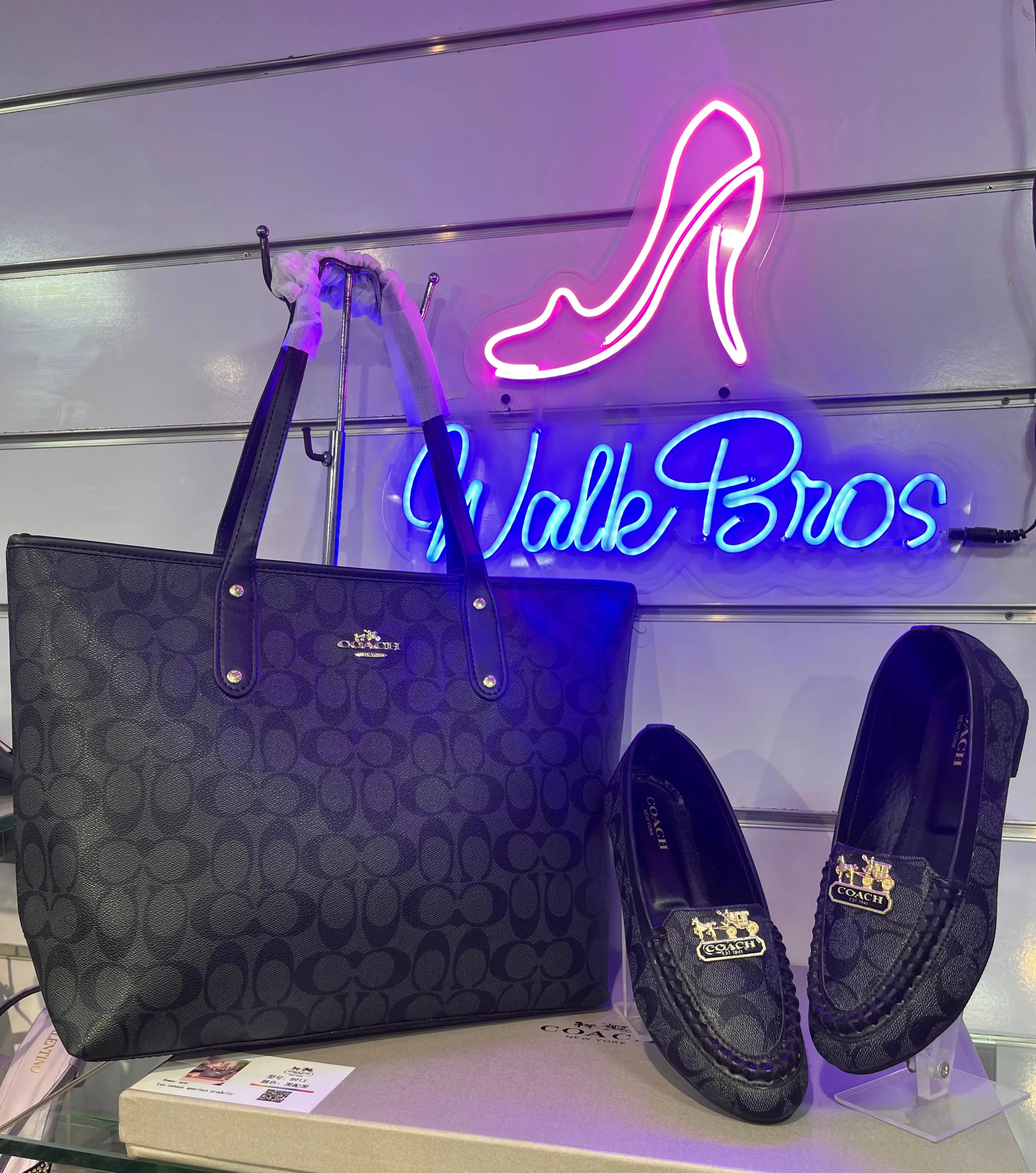COMBO DEAL OF COACH ZIP TOTE BAG AND COACH FLAT PUMPS - BLACK