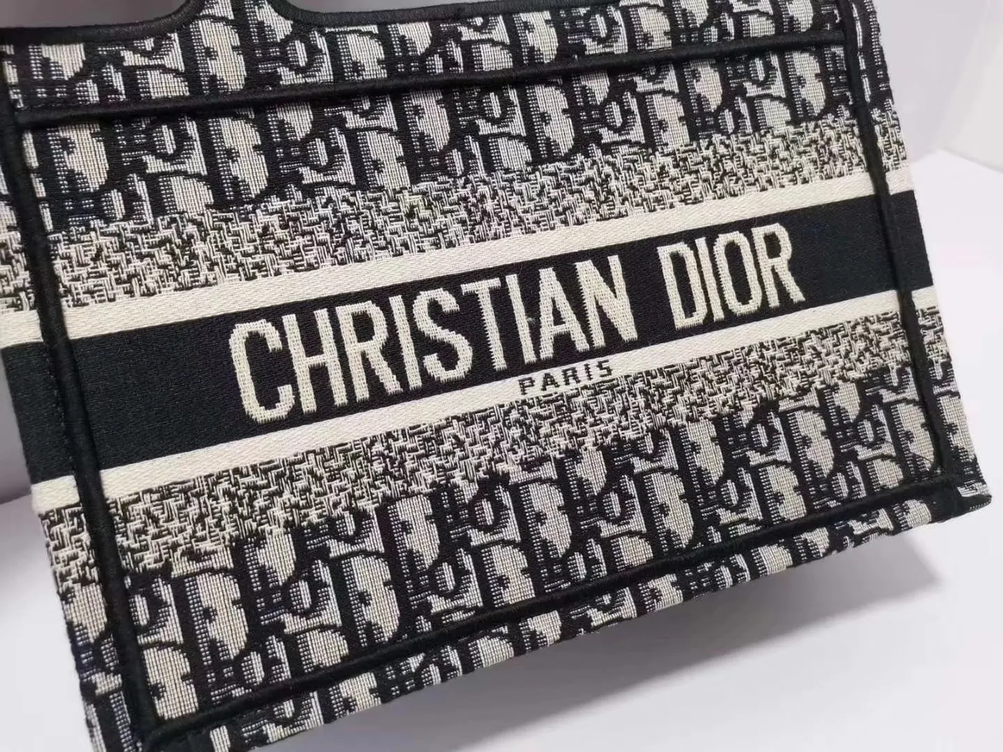 Designer Handbags - DOR - 6106