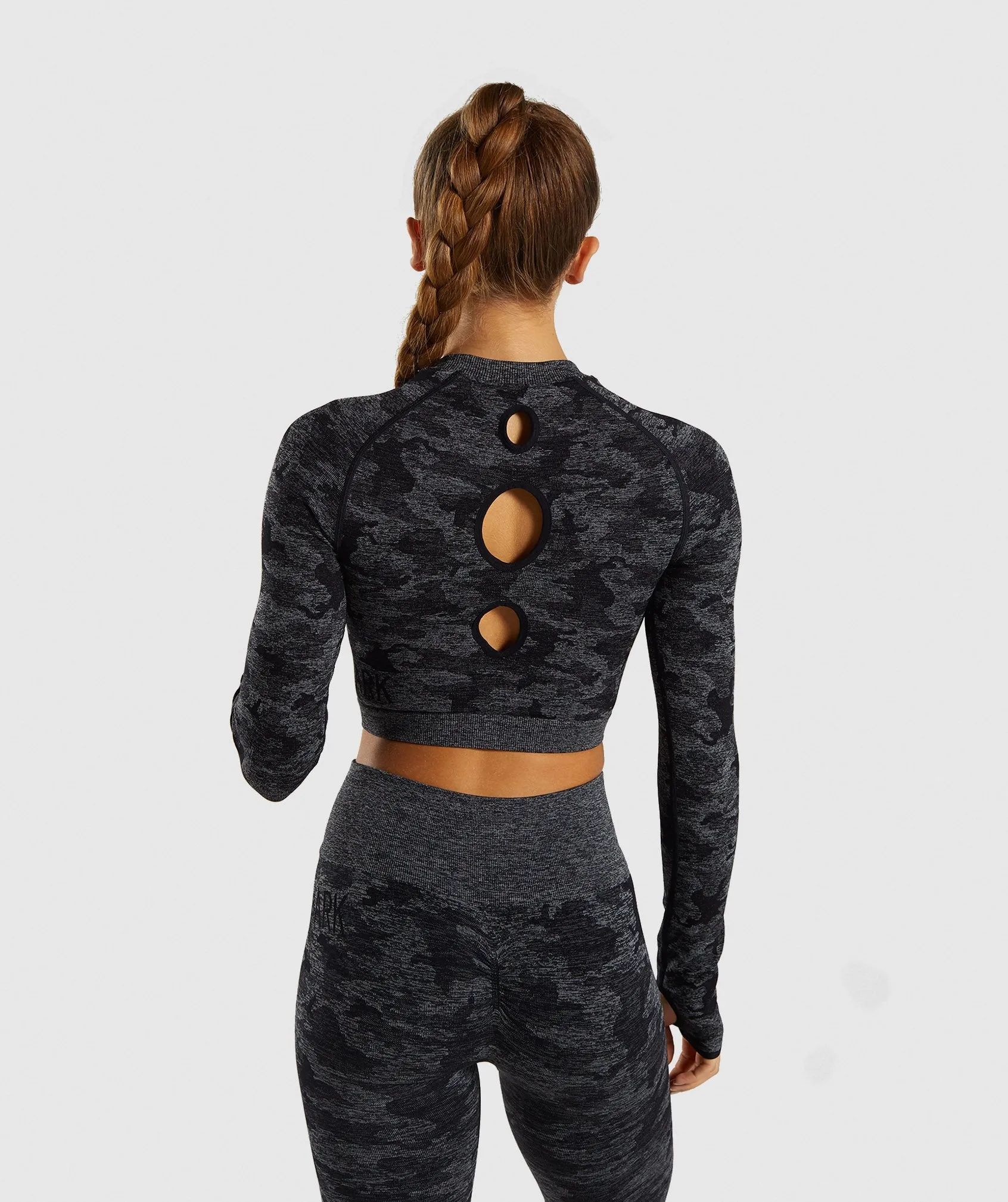 Gymshark Camo Seamless Long Sleeve Crop Top - Black