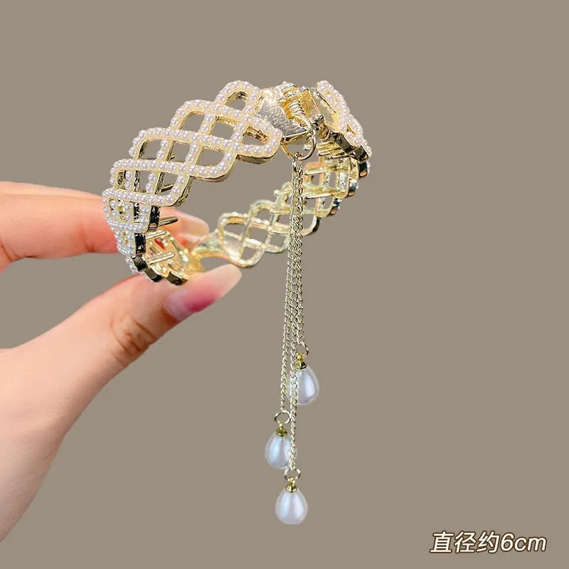 Korean Pearl Tassel Hair Claw