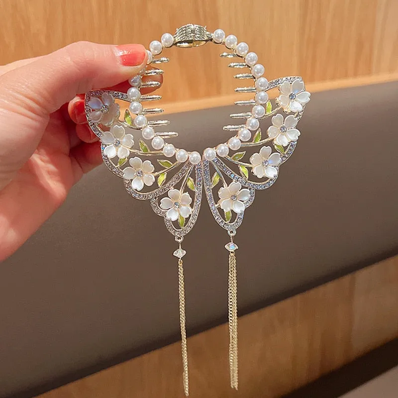 Korean Pearl Tassel Hair Claw