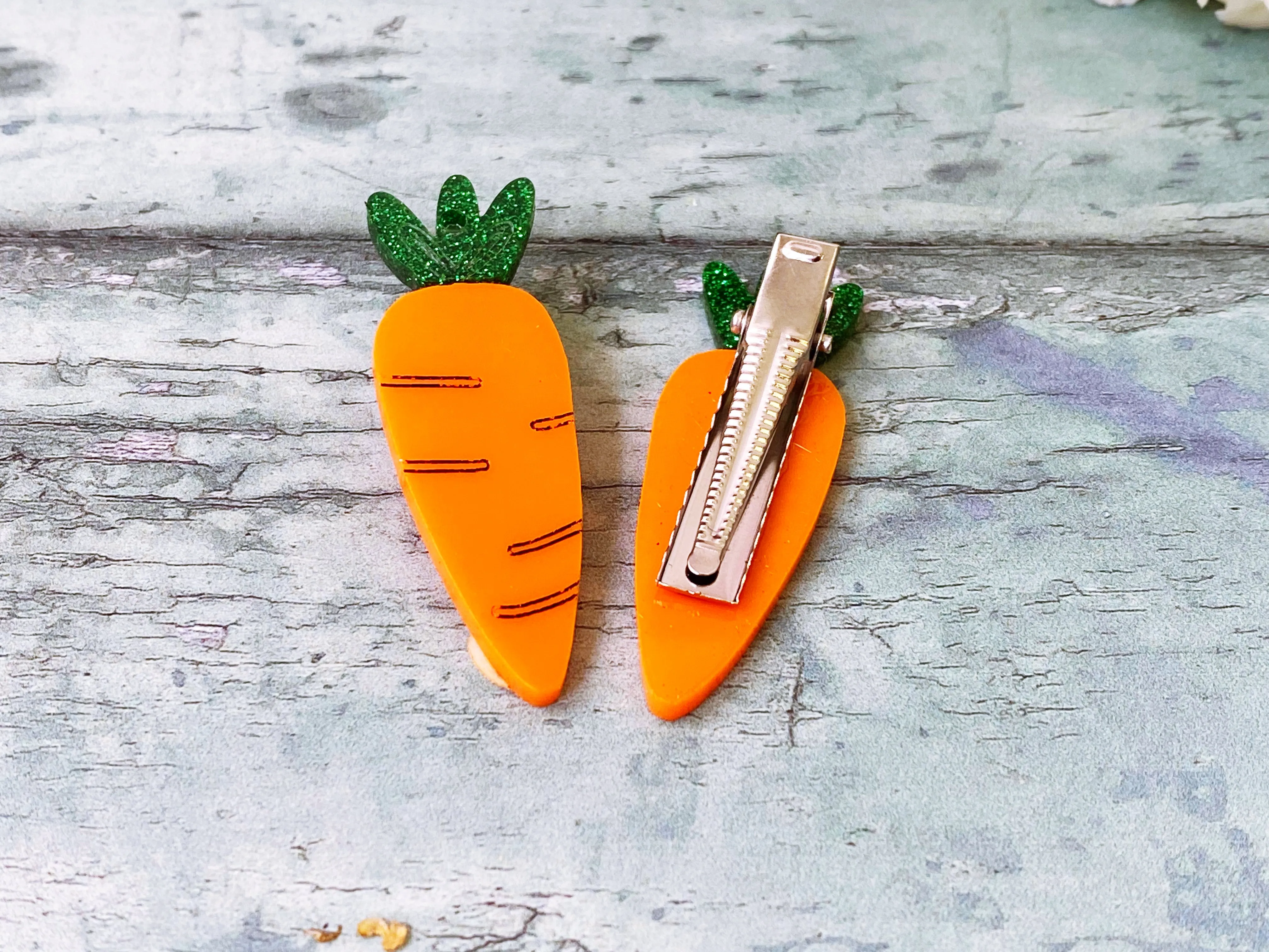 Little Carrot Crocodile Hair Clips
