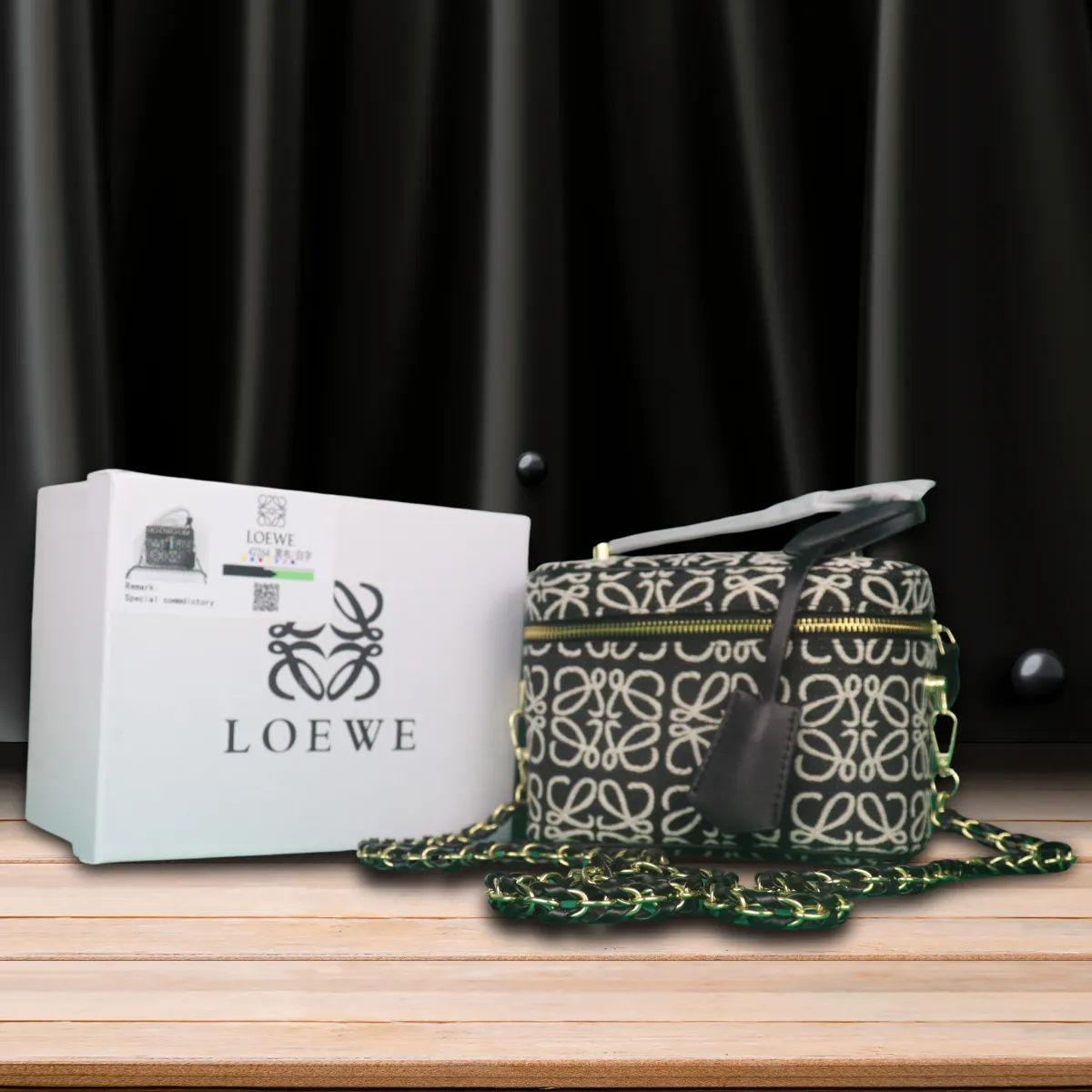 LOEWE Logo Shoulder Bags-Box with purchase invoice and card included