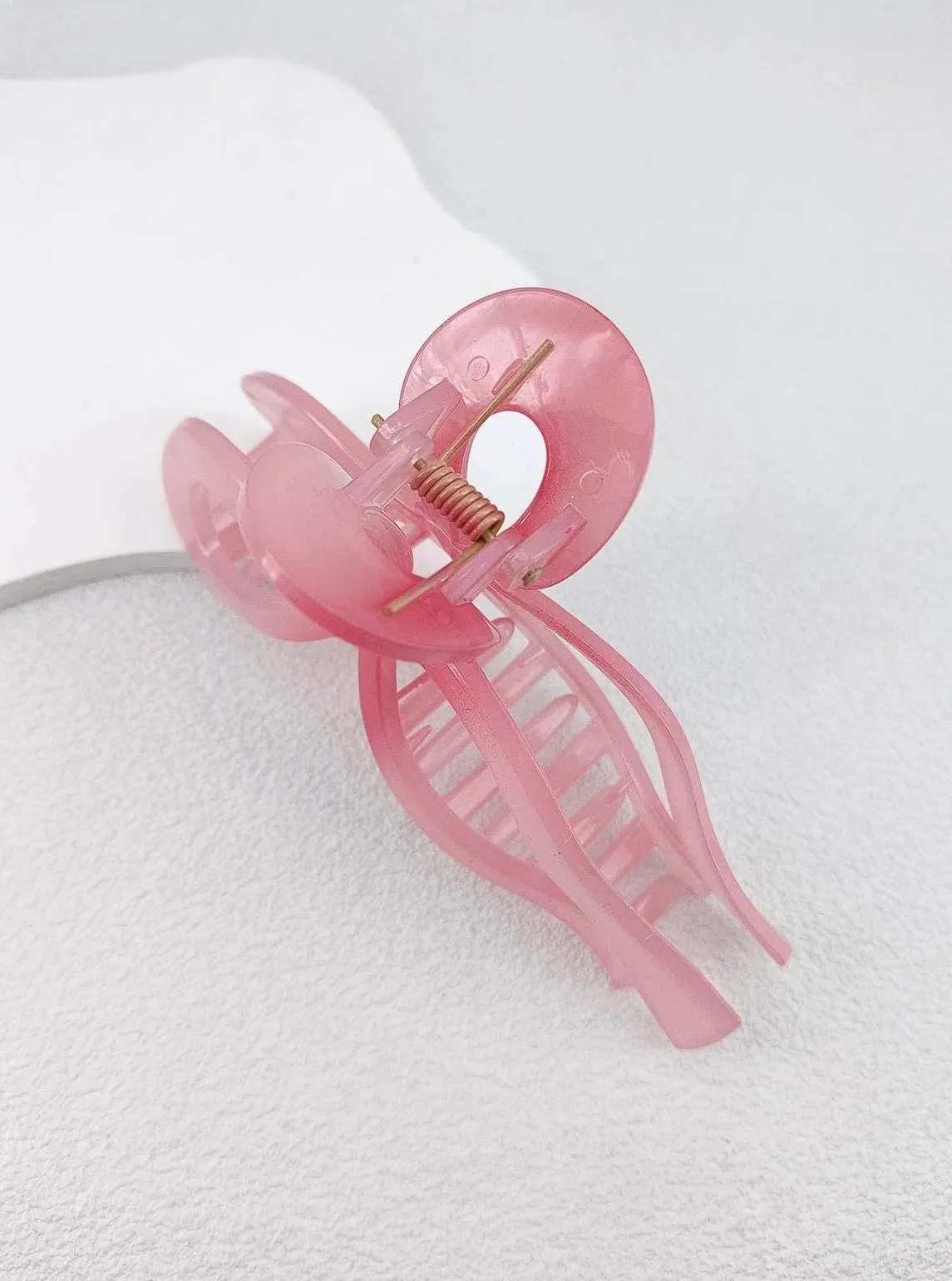 Lorie Bow Hair Claw Pink